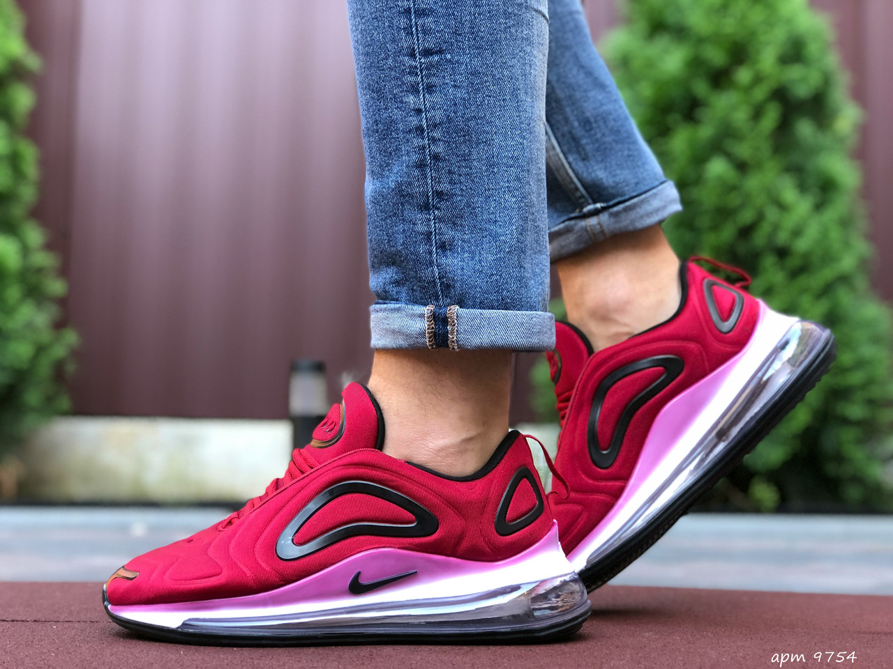 Чоловічі демісезонні кросівки Nike Air Max 720 червоні 41