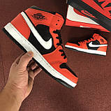 Чоловічі демісезонні кросівки Nike Air Jordan 1 Retro помаранчеві з чорним 44, фото 6