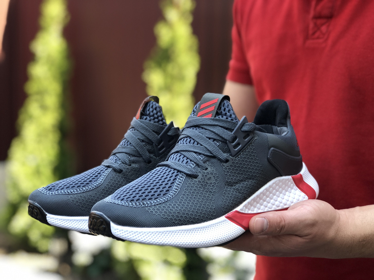 Чоловічі кросівки Adidas сірі з білим \ червоні 42