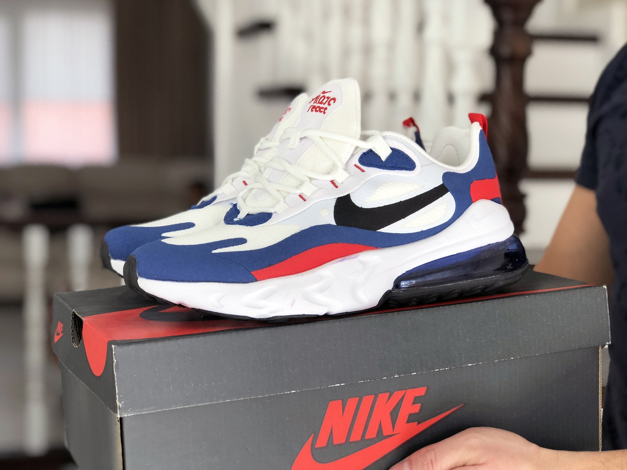 Чоловічі кросівки Nike Air Max 270 React білі з синім 42