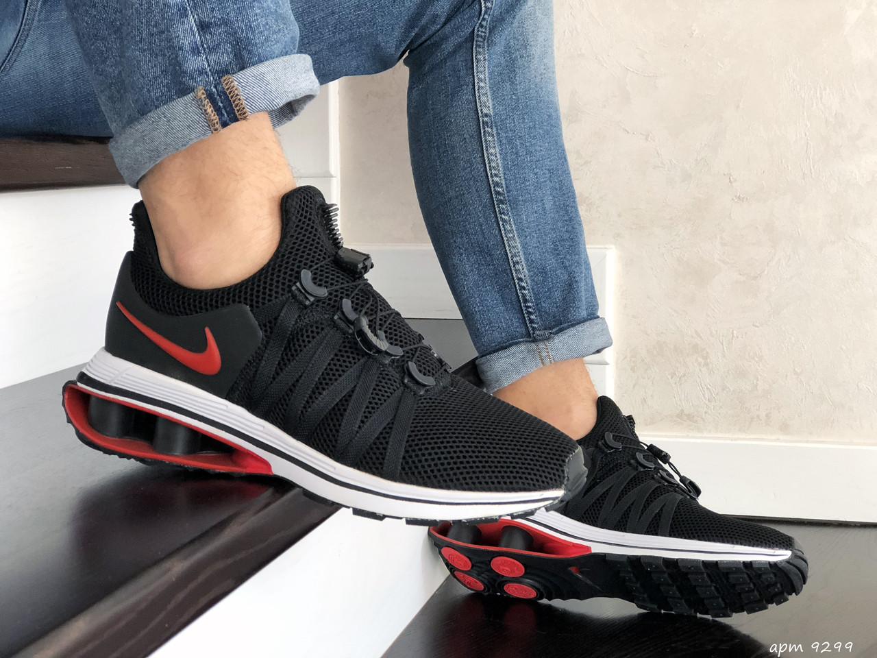 Чоловічі кросівки Nike Shox Gravity чорно-білі 45