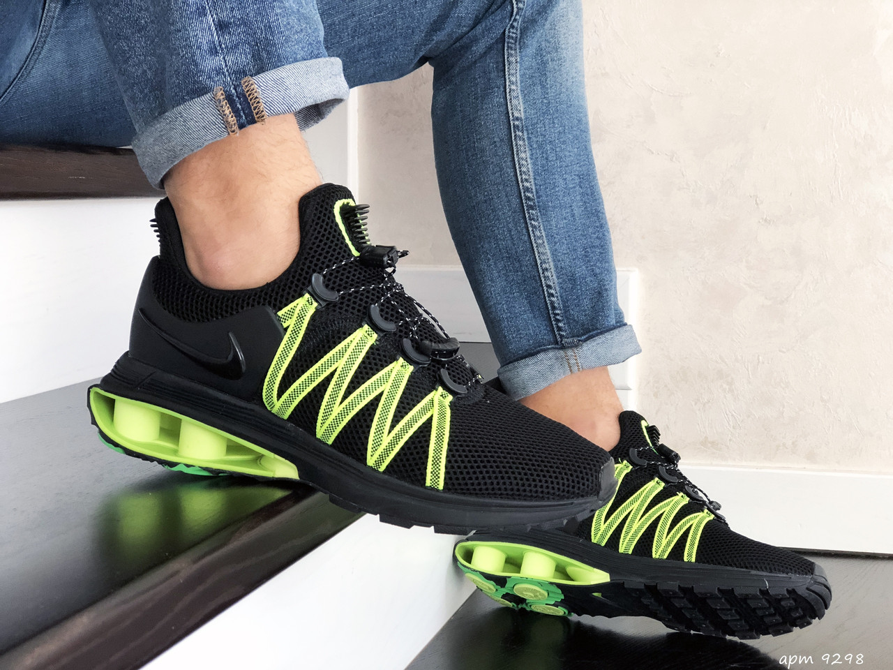 Чоловічі кросівки Nike Shox Gravity чорні з салатовим 41