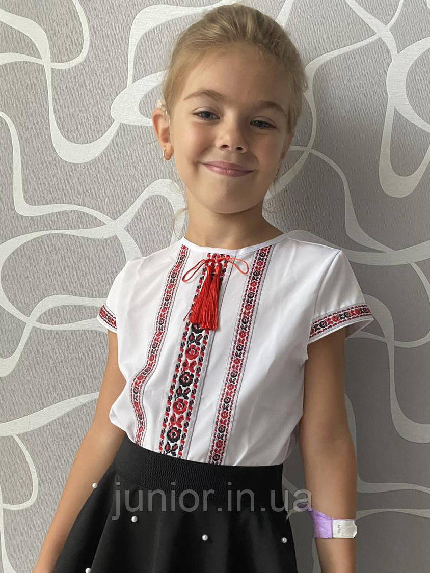 Біла блузка вишиванка з коротким рукавом (110, 116р)