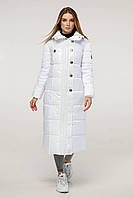 Зимняя теплая женская куртка белого цвета