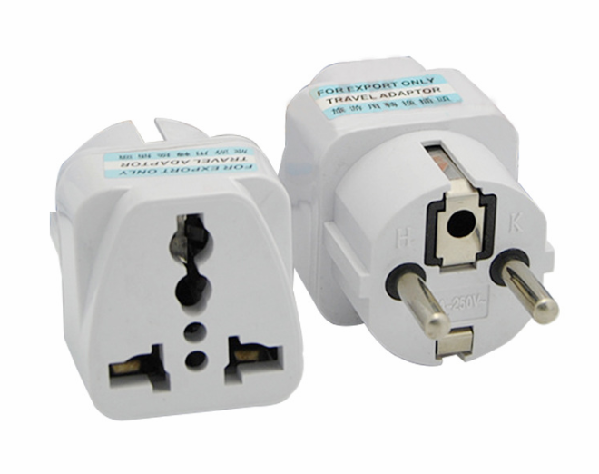 Перехідник Євро вилка AC Plug Travel Adapter