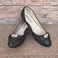Туфлі чорні жіночі бантик-брошка сердечком