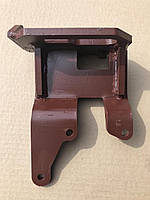 Кронштейн компресора старого зразка (сталевий) Д65-3509012