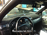 Чехол на панель приборов Mercedes-Benz M-Class W163 1997-2005, Накидка на торпеду авто Мерседес Бенц W163