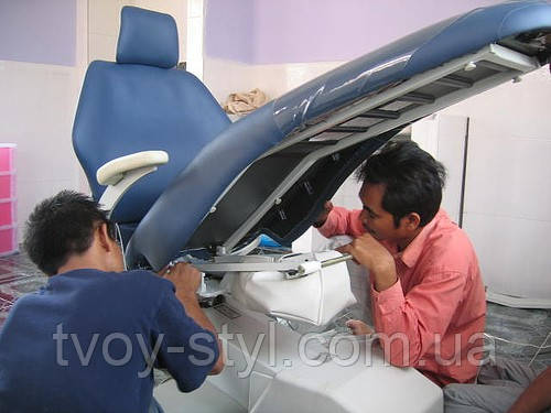 Перетяжка крісла стоматолога