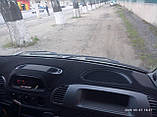 Чохол на панель приладів MERCEDES-BENZ Sprinter W905 2000-2006 Накидка на торпеду авто Мерседес Бенц W905, фото 3