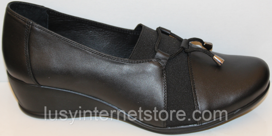 Туфлі шкіряні чорні на танкетці від виробника модель ТН21-1, фото 1