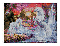 Алмазна мозаїка Єдинороги біля водоспаду, 30х40 Strateg (HX326)