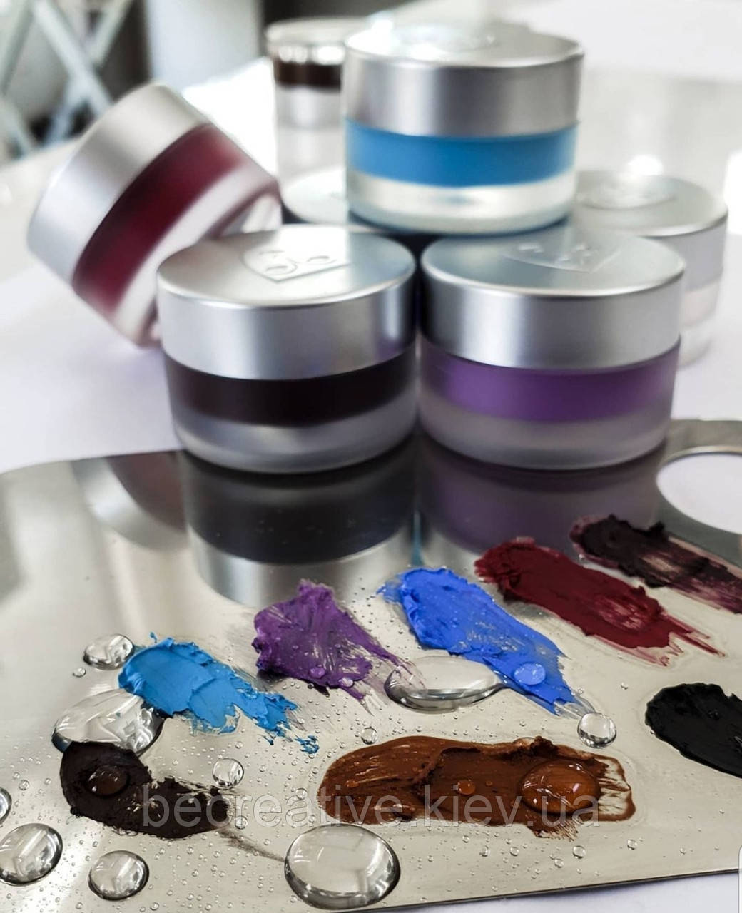 Кремова підводка Kryolan HD CREAM LINER