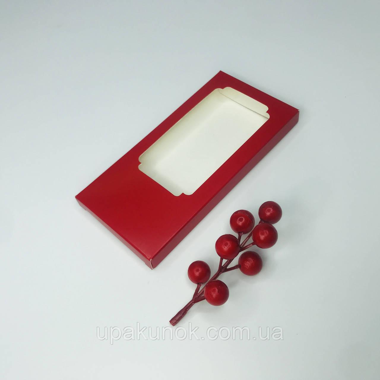 Коробка для шоколаду, 155*75*11 мм, з вікном, червона