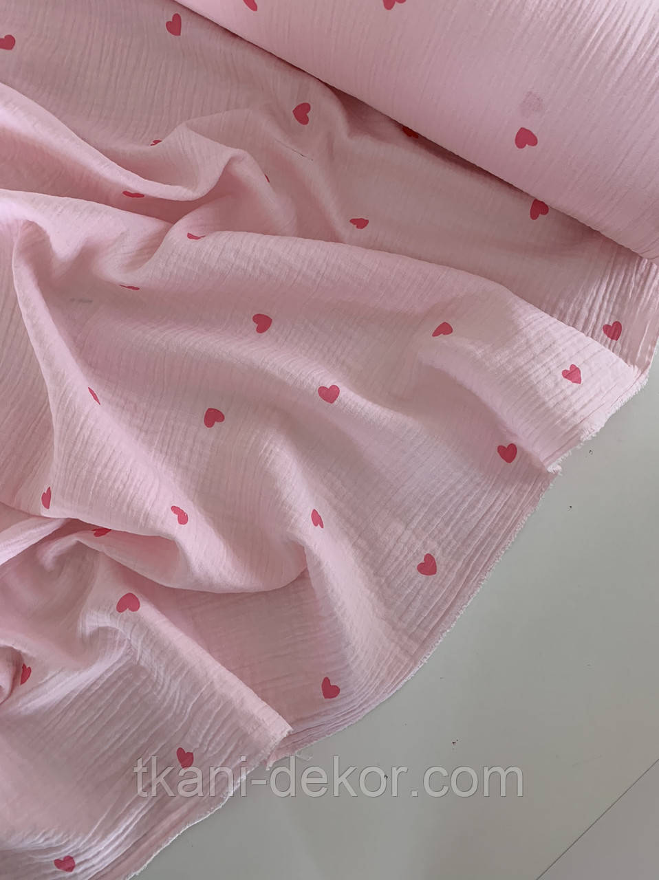 Муслін (хлопкова тканина) жатка на пудрі сердечки(0.60*1,35), фото 1