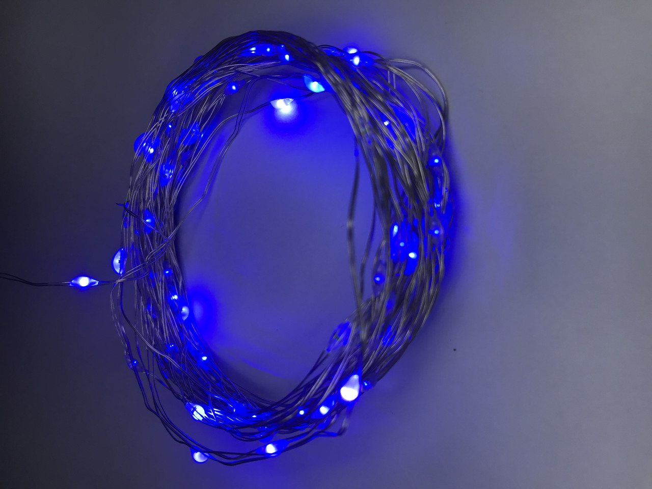 Гірлянда нитка світлодіодна на батарейках синя 100 LED 10м