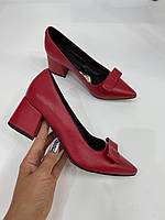 Нарядные женские туфли натуральные , красные кожаные туфли с острым носом. Женские туфли весна-лето