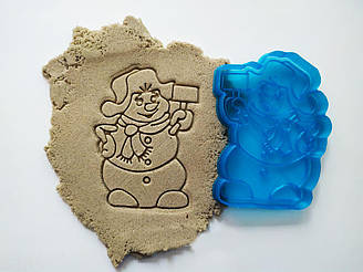 Вирубка для пряника пластикова "Сніговик"