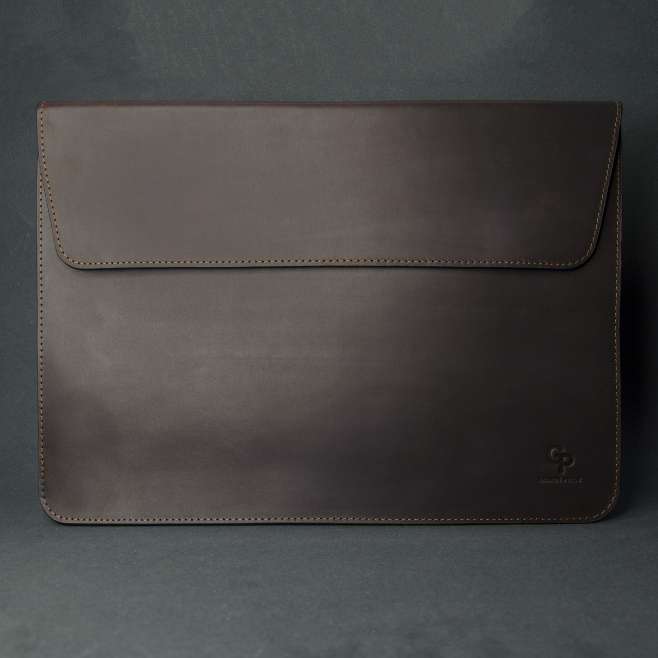 Шкіряний чохол для MacBook 13", шкіра Crazy Horse шоколад