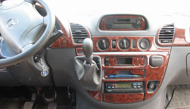 Наклейки на панель Mercedes Sprinter c 2002р