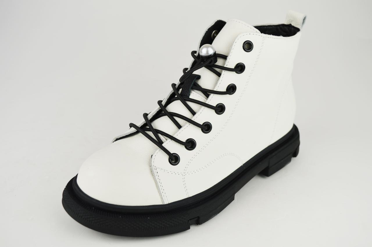 Черевики з затяжками Berkonty 2020 39 Білий