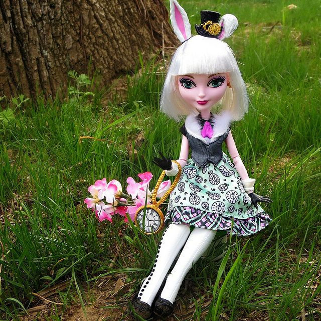 Кукла Эвер Афтер Хай Банни Бланк - Серия Базовая Ever After High.