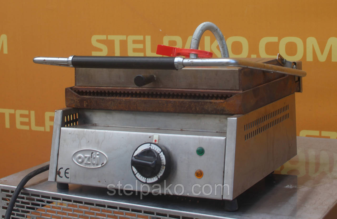 Гриль прижимний Grill Ozti», 360x360x270 мм., ребриста поверхня, Б/у