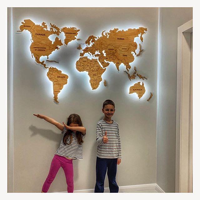 Дерев'яна карта Світу 3D на стіну з гравіруванням і LED підсвічуванням (холодна/тепла)