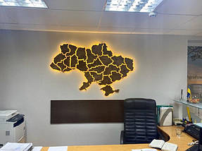 Дерев'яна карта України 3D на стіну з гравіруванням і з LED підсвічуванням по областях (холодна/тепла), фото 5