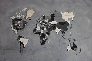 Багатошарова карта світу з дерева