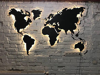 Дерев'яна карта Світу чорна однорівнева на стіну з LED підсвічуванням (холодна/тепла)