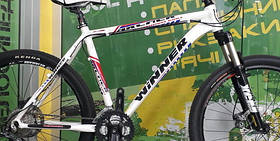 Рама Winner ARCHER 20" 2012 білого кольору