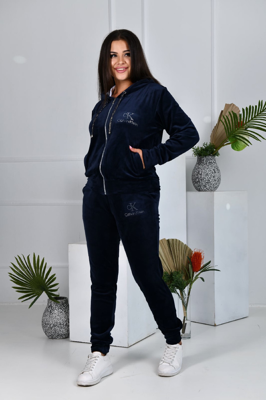 Спортивний костюм жіночий велюровий на змійці БАТАЛ