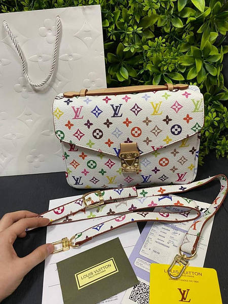 lv pochette metis cena