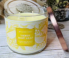 Аромосвеча Bath and Body Works Лимон и мята