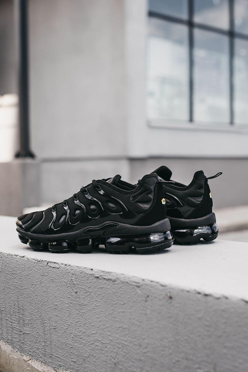 Henry chadwicks hotsell vapormax black