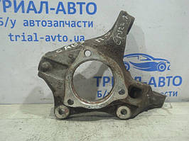 Кулак поворотний правий без маточини Chevrolet