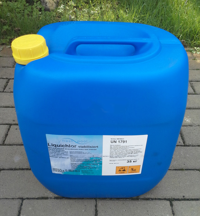 Хімія для басейнів | Рідкий хлор Chemoform, 35 кг
