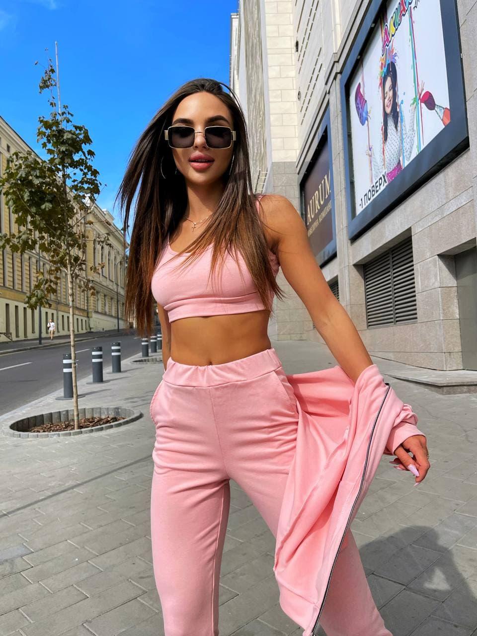 Крутий костюм-трійка штани з високою талією й укорочений топ і кофта на блискавці