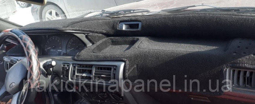 Накидка на панель приладів MITSUBISHI Galant 1988-1992