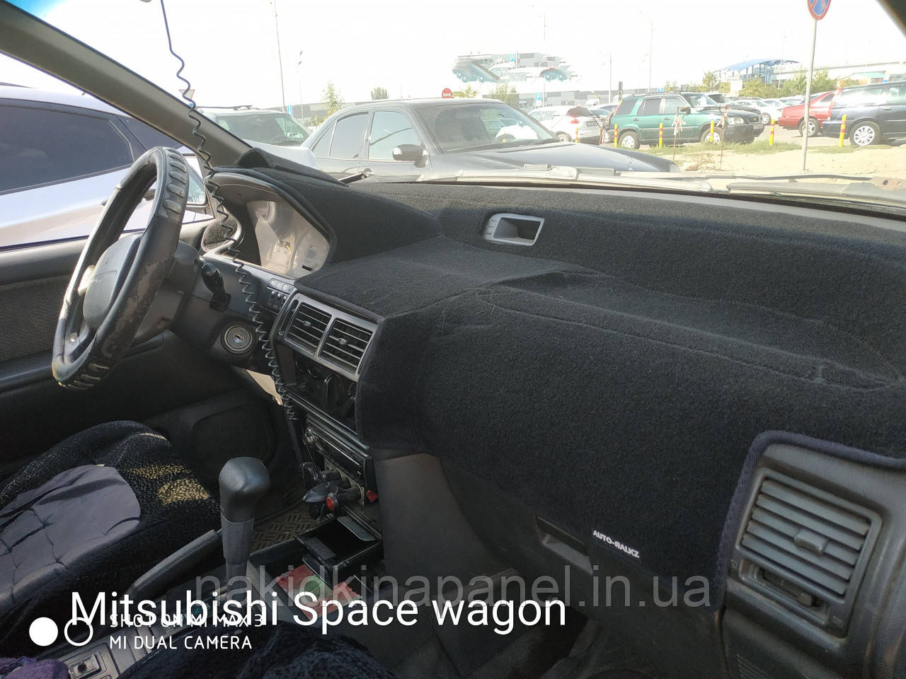 Накидка на панель приладів MITSUBISHI Space Wagon (2 пок., без кренометра) 1991–1997
