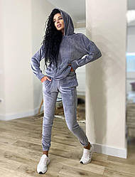 Жіночий стильний велюровий костюм (худі з капюшоном + штани з манжетами) Gray