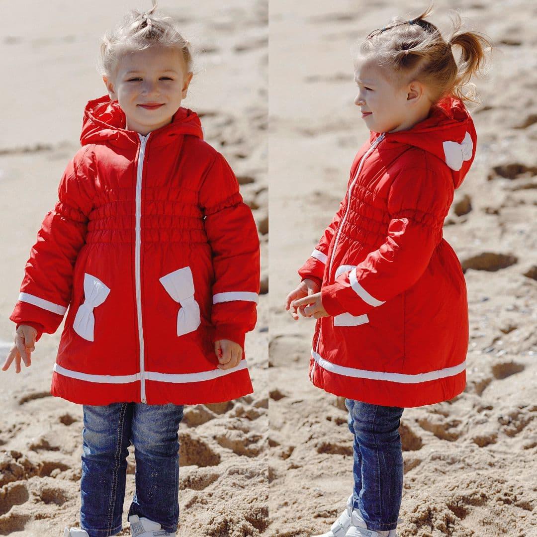 Демісезонна куртка на дівчинку стильна курточка на підкладці з капюшоном і кишенями