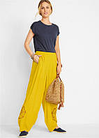Желтые вискозные брюки размера 60-66 Bonprix