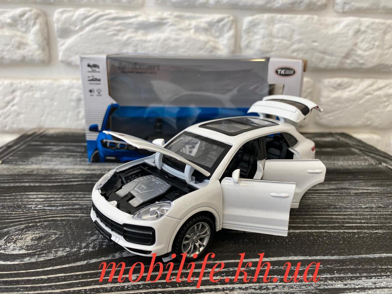 Ігнорована машинка Porsche Cayenne 1:32 / Металічна машинка Порше Кайен / інерційна, відкриваються двері /