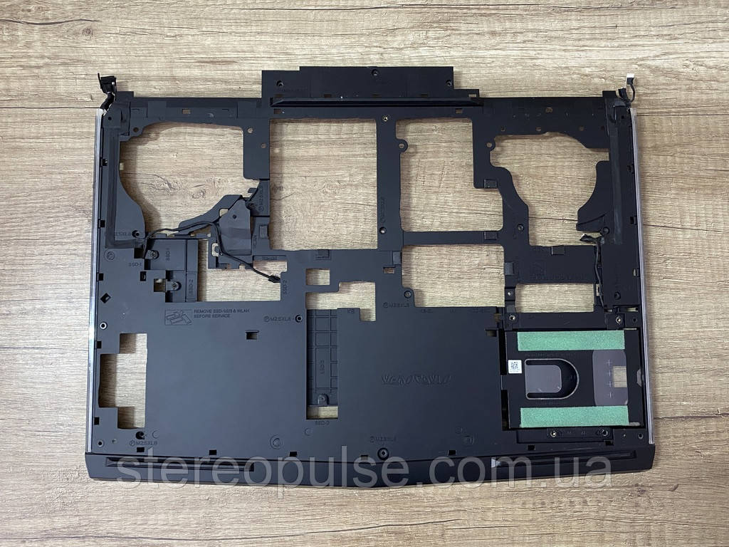 Кришка корпусу 0X2J1T для ноутбука Dell Alienware 17R4 (Model: P31E) Original