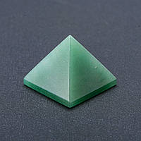Сувенірна піраміда з натурального каменю Нефрит h-(+-)29мм, L-(+-)37мм