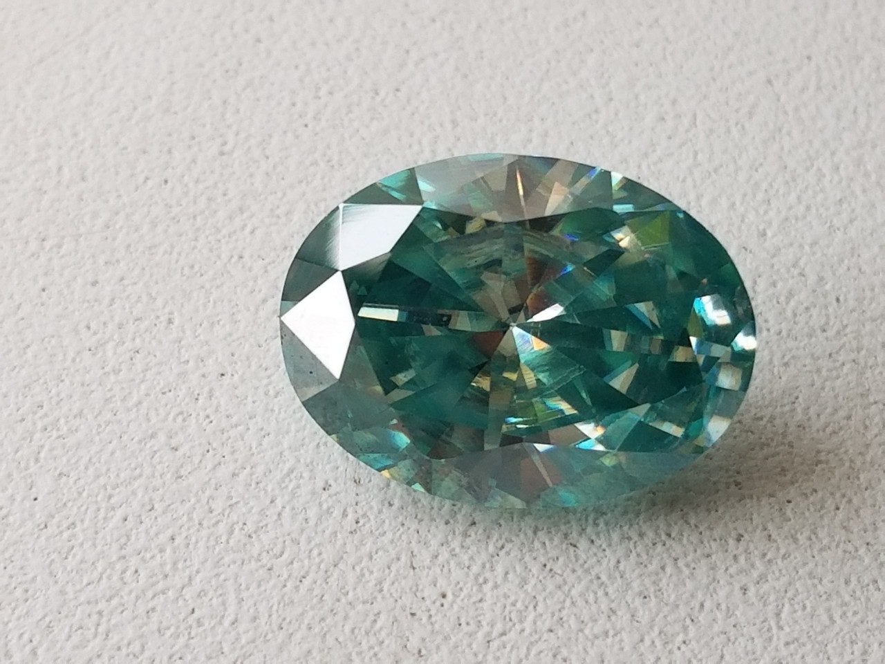 Муассаніт 5.35 ct VVS1 10.56 х 13.86 мм