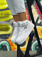 Женские высокие кожаные белые кроссовки Nike Air Force 1 Mid Utility. Высокие найк аир форсы 1 мид.