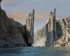 Статуетка Стовпи Аргонату RESTEQ. Скульптура Ворота королів 15 см. Стовпи Argonath. Ісільдур та Анаріон (2шт.), фото 3